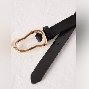 NWT Anthropologie structural buckle belt